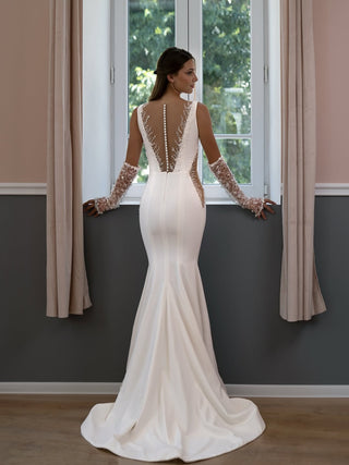 Fit & Flare Wedding Dresses