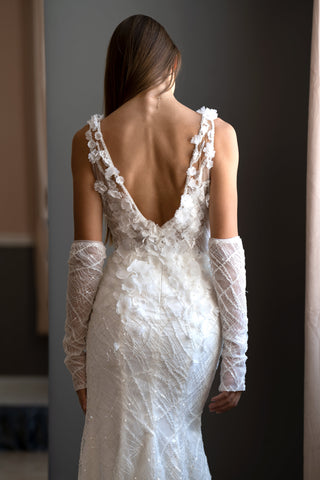 v-back wedding dresses