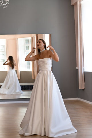 Elegantes, klassisches Luxus-Mikado-Brautkleid in A-Linie Amelia
