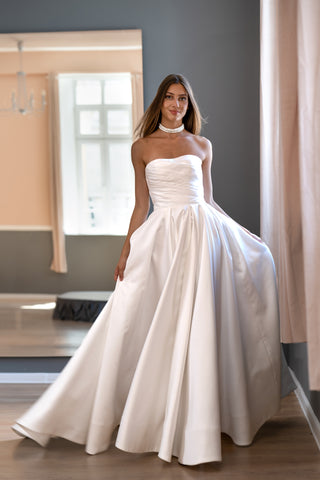 Elegantes, klassisches Luxus-Mikado-Brautkleid in A-Linie Amelia