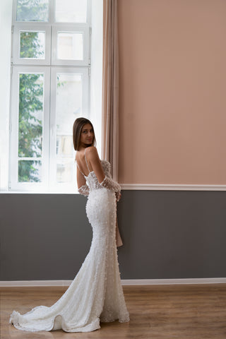 Modern Luxury Mermaid wedding gown Sienna long sleeves Modern Luxury Mermaid wedding gown Sienna long sleeves