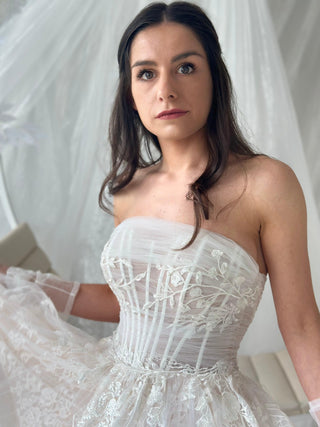 A-line Tulle Lace bridal gown Nadya - Dioma Fashion