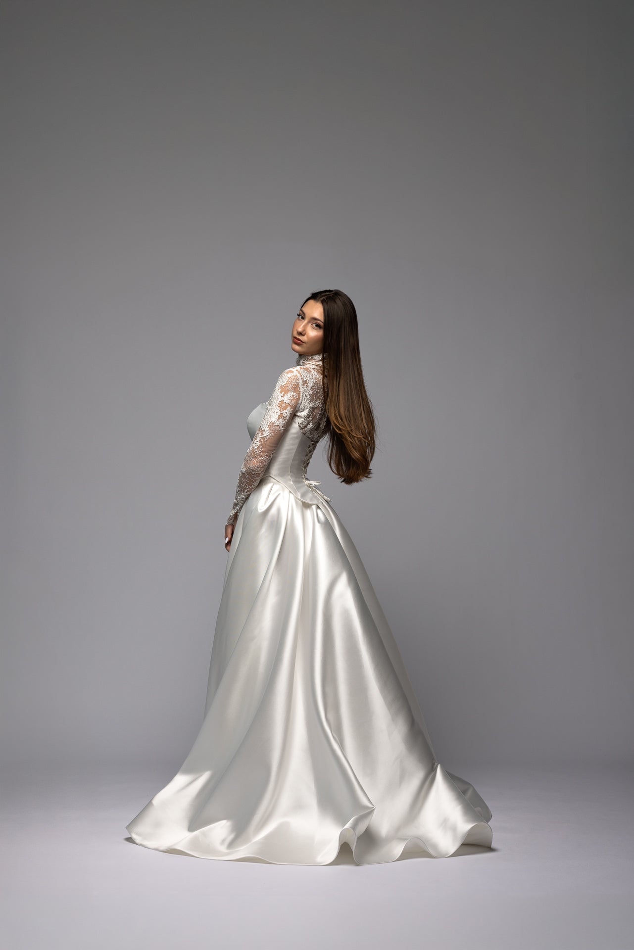 long sleeve wedding dress bolero Bishop Sleeve Lace Bolero 6 US (38 EU) / Off-white