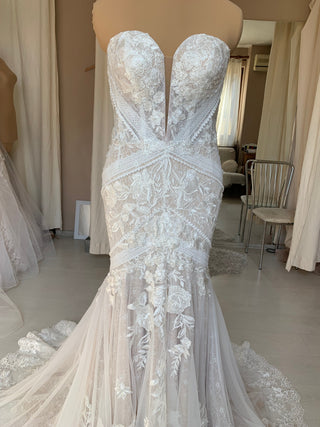 Elegant Romantic Wedding Gown Charlotte - Dioma Fashion