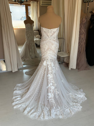 Elegant Romantic Wedding Gown Charlotte - Dioma Fashion