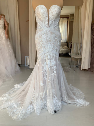 Elegant Romantic Wedding Gown Charlotte - Dioma Fashion
